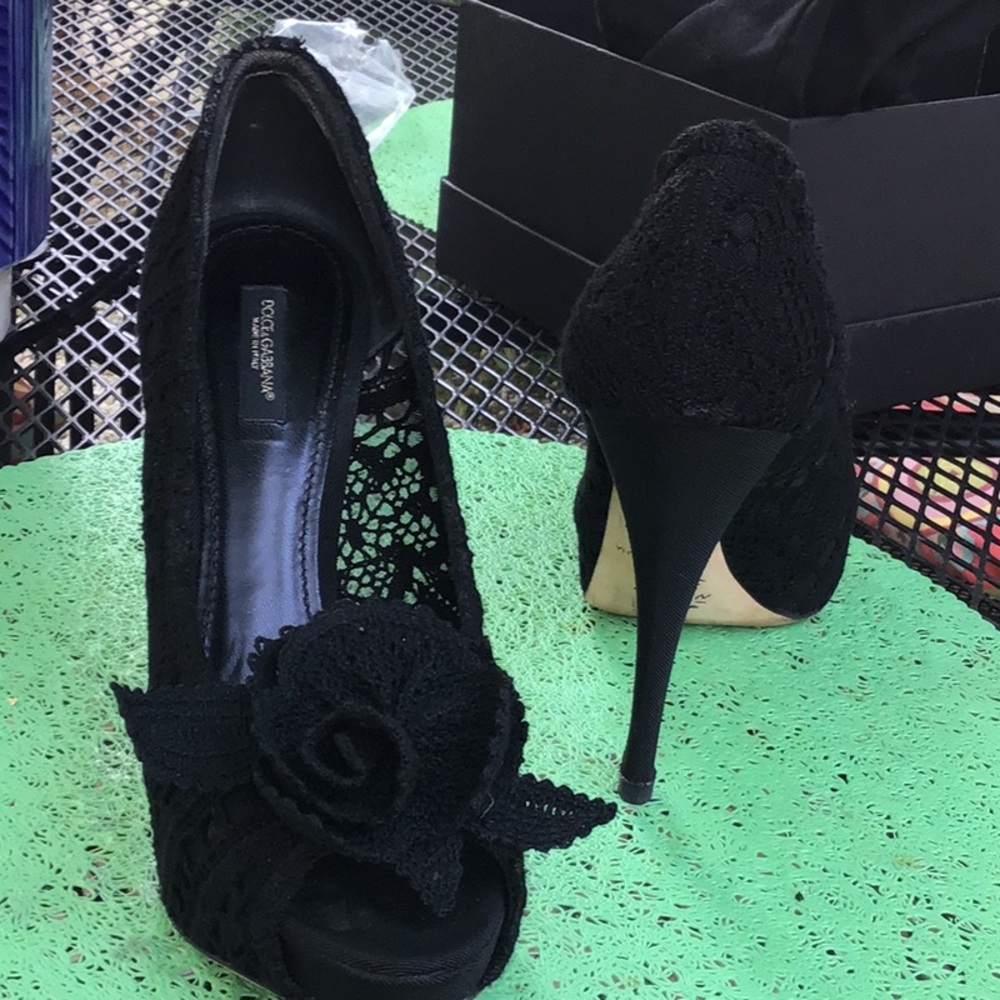 Dolce Gabbana peep toe pumps